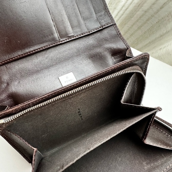 Fendi Wallet - Picture 7 of 8